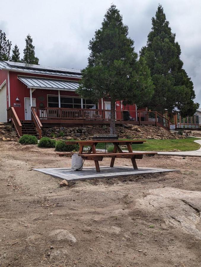 Red Barn Retreat Otel North Fork Dış mekan fotoğraf
